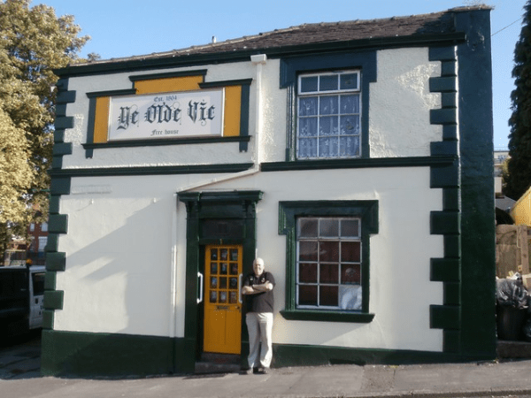 Steve and Ye Olde&nbsp;Vic